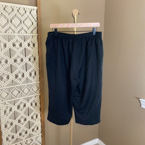 Alia Pull On Elastic Waist Crop Pants ~ Size 14P ~ Black ~ High Rise - Picture 2 of 8